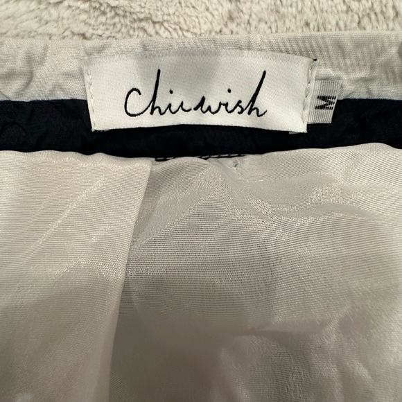 CHICWISH ALLOVER STRIPE PRINT EMBOSSED PLEATED MIDI SKIRT MEDIUM - Picture 5 of 6